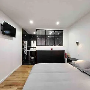 superbe-appartement-a-8-minutes-de-la-nation.fr-paris.fr/